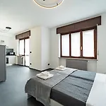 Lejlighed Da Cichin - Free Parking, Wi-fi & Ac - Vicino All'ospedale Carle Di